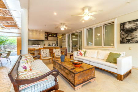 Casa à venda com 5 quartos, sendo 4 suítes, no condomínio Residencial Tivoli Park, Sorocaba - SP
