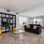 Casa à venda com 4 quartos, sendo 3 suítes, em Vila Mariana, São Paulo, SP