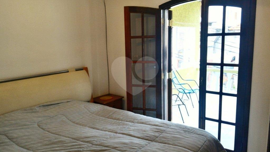 Sobrado à venda com 6 quartos em Chora Menino, São Paulo, SP