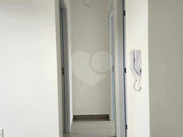 Casa à venda com 2 quartos, sendo 1 suíte,  no condomínio Residencial Sanches, São Paulo - SP