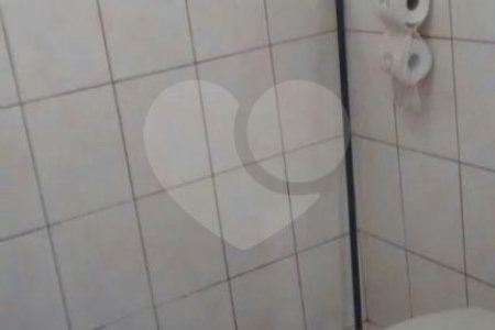 Casa à venda com 4 quartos, sendo 1 suíte, em Parque Vitória, São Paulo, SP
