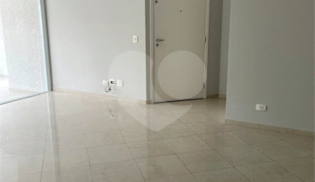 Apartamento à venda com 3 suítes em Campo Belo, São Paulo, SP