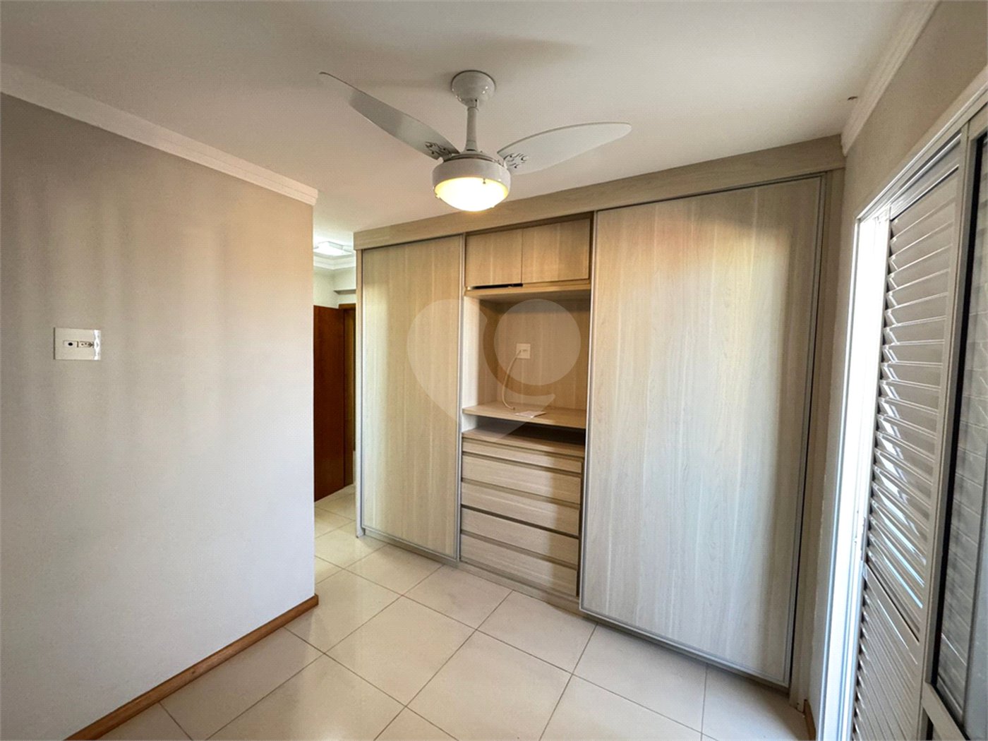 Apartamento à venda com 3 quartos, sendo 1 suíte,  em Jardim Paulista, Ribeirão Preto, SP