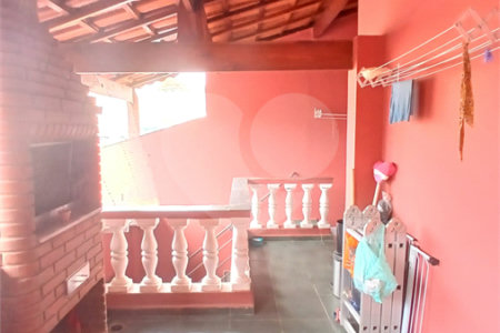 Casa à venda com 3 quartos, sendo 1 suíte, em Vila Rica, São Paulo, SP