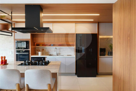 Apartamento à venda com 3 suítes em Indianópolis, São Paulo, SP