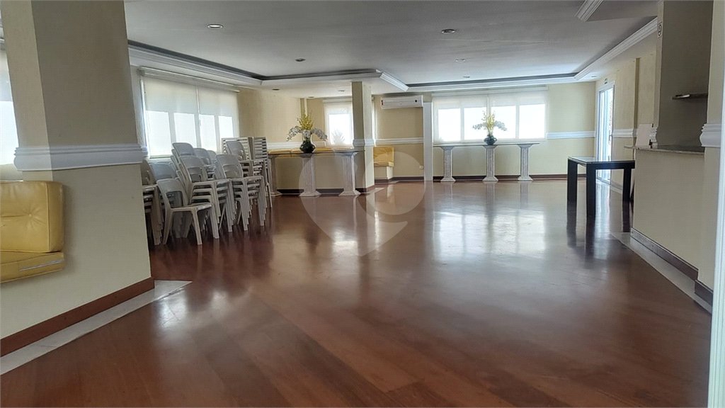 Apartamento à venda com 3 quartos, sendo 1 suíte, em Vila Augusta, Guarulhos, SP