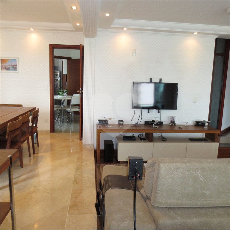 Apartamento à venda com 4 quartos, sendo 3 suítes,  em Saúde, São Paulo, SP