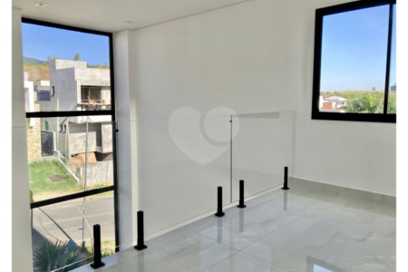 Casa à venda com 3 suítes em Residencial Village das Flores, Jundiaí, SP