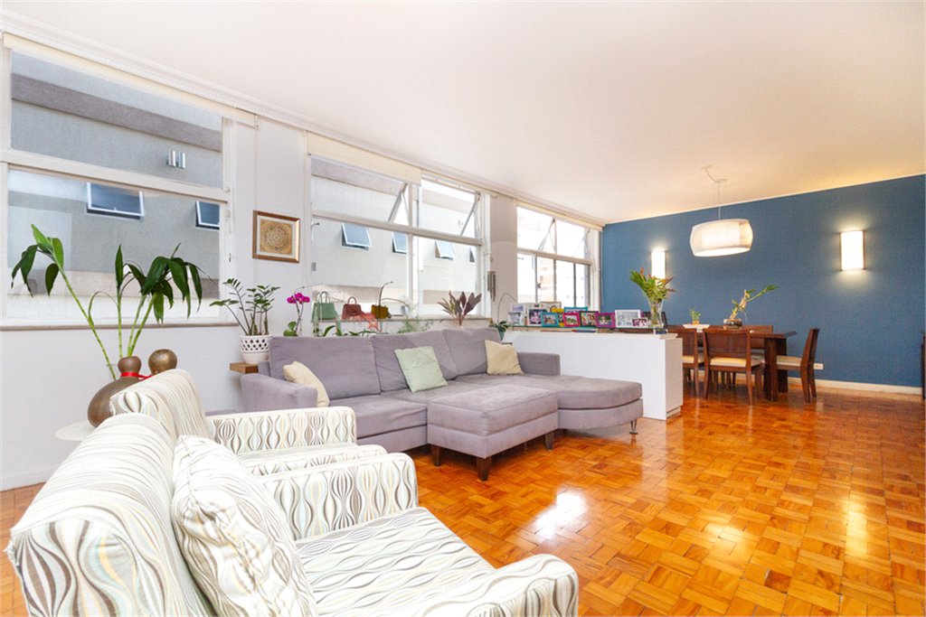 Apto espaçoso | 180 m² | 3 dorms. (1 suíte) | 1 vaga em Santa Cecília!