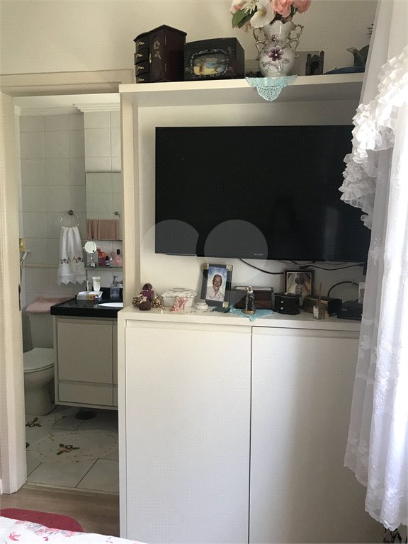 Apartamento à venda com 3 quartos, sendo 1 suíte, em Parque Residencial Aquarius, São José dos Campos, SP
