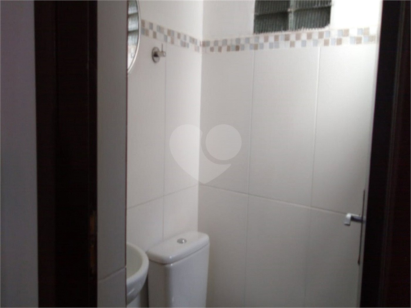 Sobrado à venda com 3 quartos, sendo 1 suíte, em Alto da Boa Vista, São Paulo, SP
