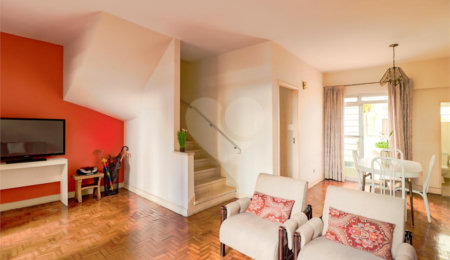 Casa à venda com 3 quartos em Indianópolis, São Paulo, SP