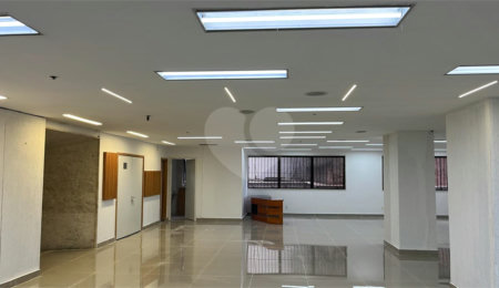 Sala à venda ou para alugar no Centro, Rio de Janeiro, RJ