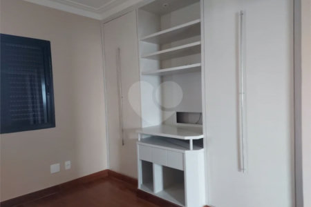 APARTAMENTO PARA LOCAÇÃO NA VILA LEOPOLDINA COM 03 DORM 1 SUITE E 02 VAGAS DE GARAGEM