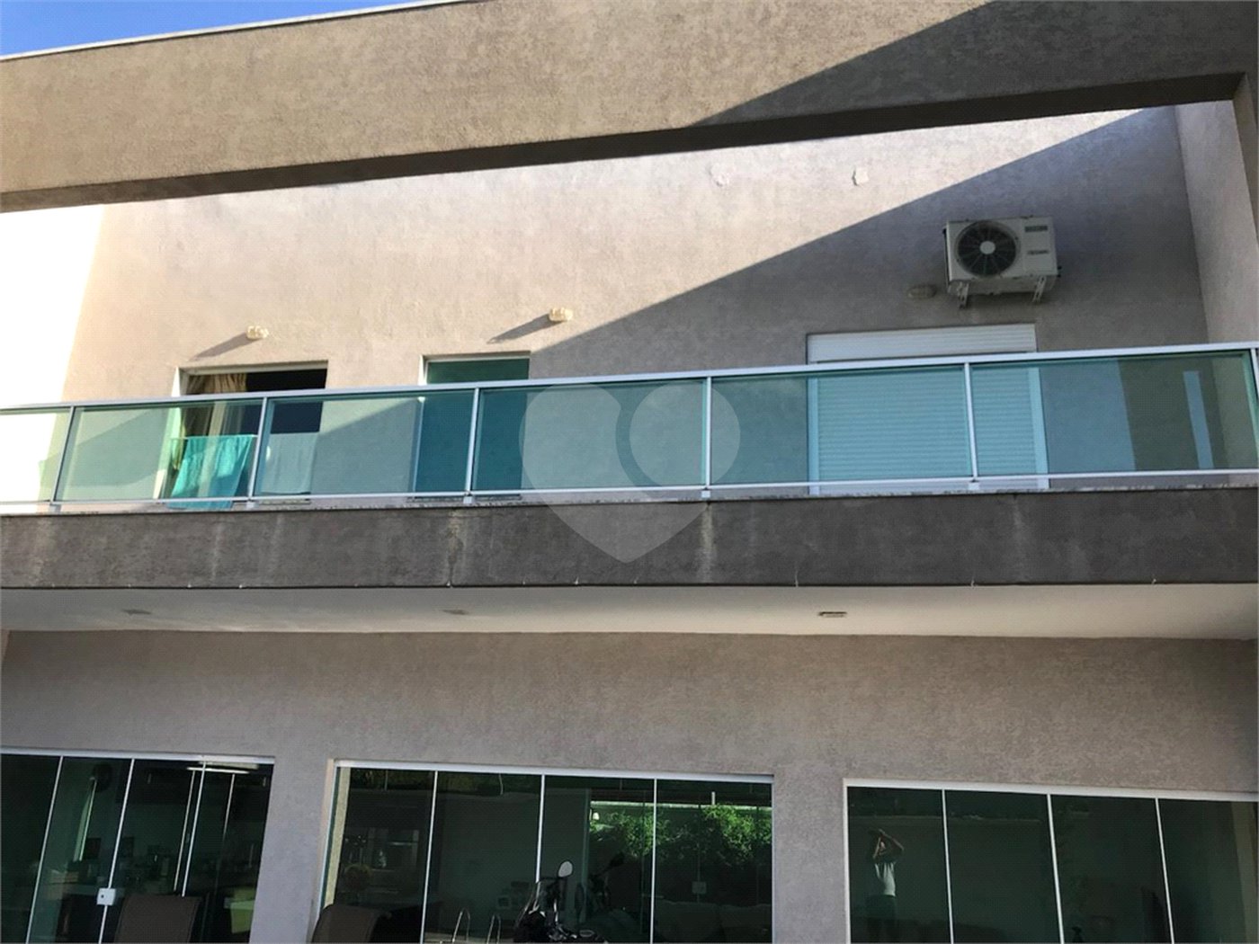Casa à venda com 5 quartos, sendo 3 suítes, em Loteamento Jardim Morumbi, Atibaia, SP