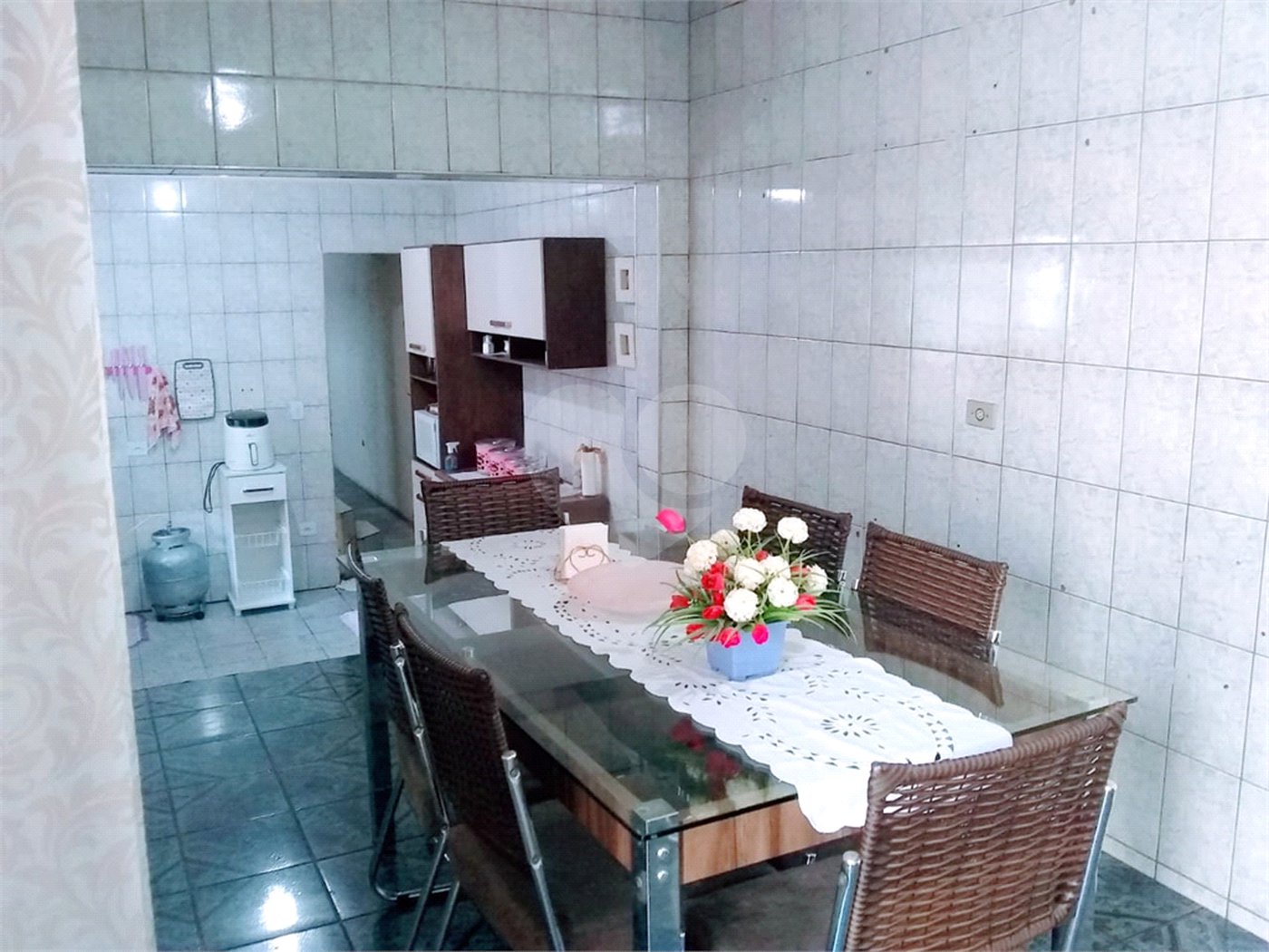 Sobrado à venda com 4 quartos, sendo 1 suíte,  em Jardim Alvinópolis, Atibaia, SP
