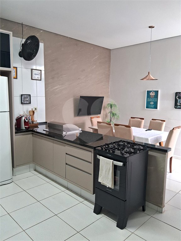 Casa à venda com 3 quartos, sendo 1 suíte, em Núcleo Residencial Professor Carlos Aldrovandi, Indaiatuba, SP