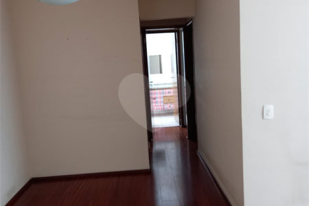 Apartamento à venda com 3 quartos, sendo 1 suíte, em Santo Amaro, São Paulo, SP