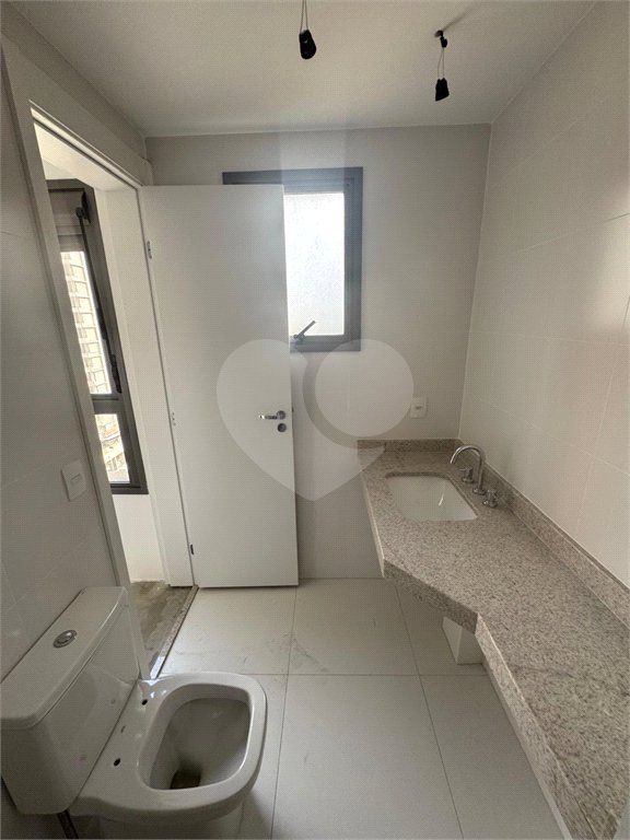 Apartamento à venda com 2 suítes em Jardim das Acácias, São Paulo, SP