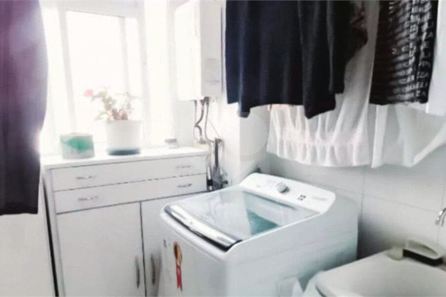 Apartamento à venda com 3 quartos, sendo 1 suíte, em Bom Retiro, São Paulo, SP
