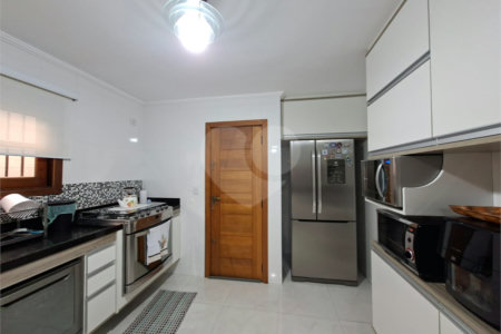Sobrado à venda com 3 quartos, sendo 1 suíte, em Jardim Bonfiglioli, São Paulo, SP