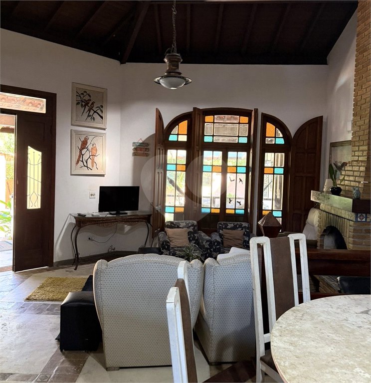 Casa à venda com 6 suítes em Massaguaçu, Caraguatatuba, SP