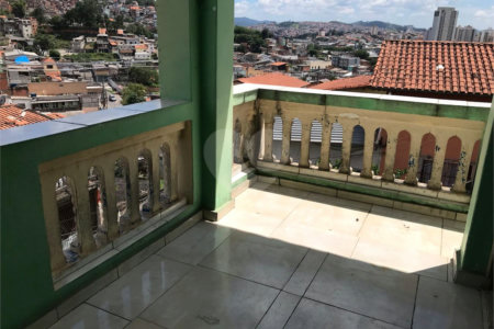 Casa à venda com 3 quartos em Vila Nova Galvão, São Paulo, SP