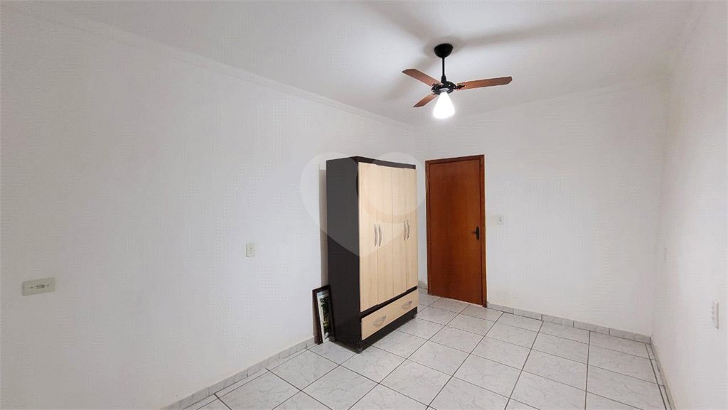 Chácara à venda com 4 quartos, sendo 1 suíte, em Área Rural de Salto, Salto, SP