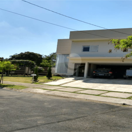 Casa à venda com 3 quartos, sendo 1 suíte, no condomínio Jd Portal de Itaici, Indaiatuba - SP
