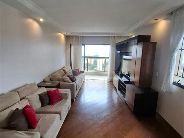 Apartamento à venda com 3 quartos, sendo 1 suíte,  em Santana, São Paulo, SP