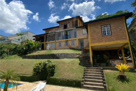 Casa à venda com 4 suítes no condomínio São Joaquim, Vinhedo - SP