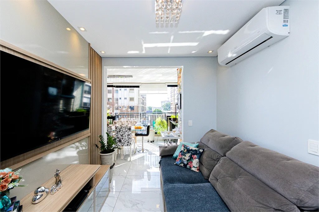 Apartamento à venda com 2 quartos, sendo 1 suíte, em Água Branca, São Paulo, SP