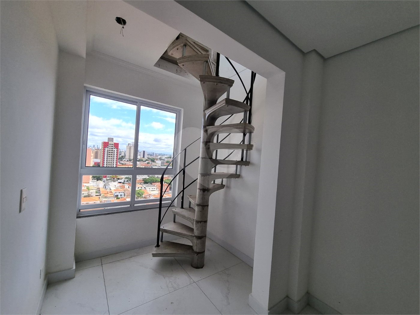 Duplex à venda com 2 quartos, sendo 1 suíte, no Centro, Sorocaba, SP
