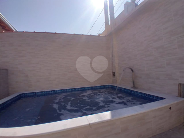 Casa Térrea à venda com 2 quartos, sendo 1 suíte,  em Florida Mirim, Mongaguá, SP