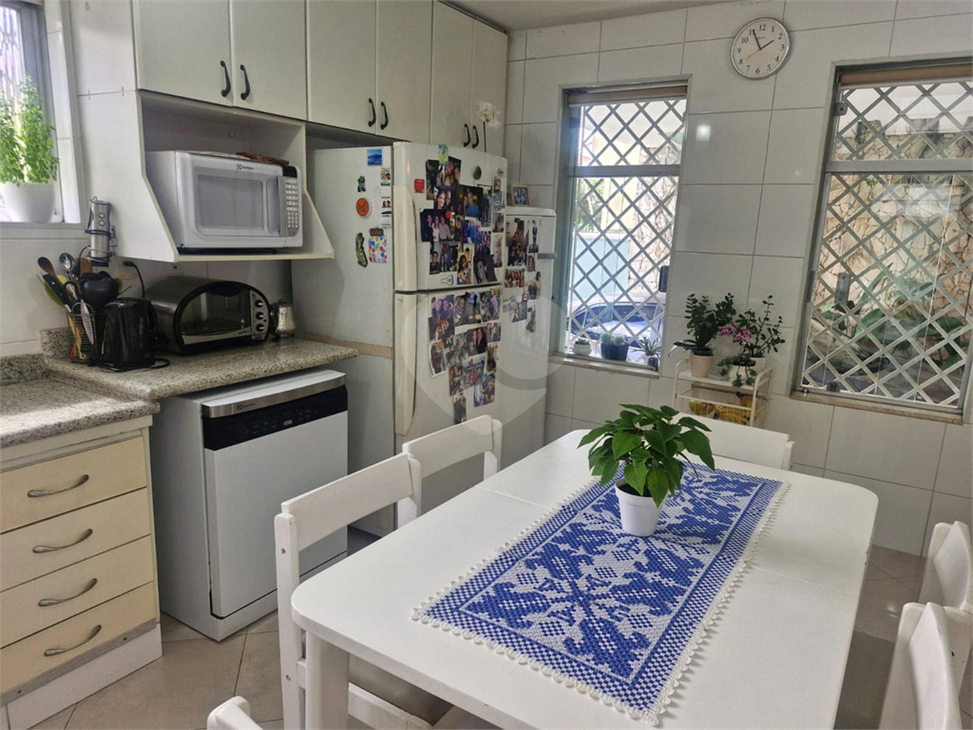 Casa à venda com 4 quartos, sendo 1 suíte, em Brooklin, São Paulo, SP