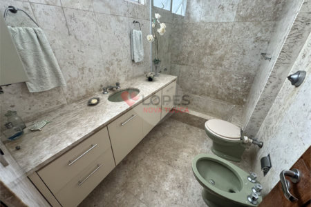 Apartamento à venda com 4 quartos, sendo 2 suítes,  em Tijuca, Rio de Janeiro, RJ