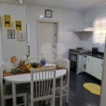 Casa Térrea à venda com 3 quartos, sendo 2 suítes,  em Vila Oliveira, Mogi das Cruzes, SP