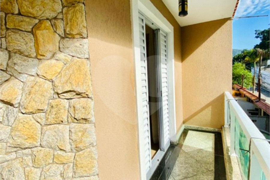 Sobrado à venda com 3 quartos, sendo 1 suíte, em Tremembé, São Paulo, SP