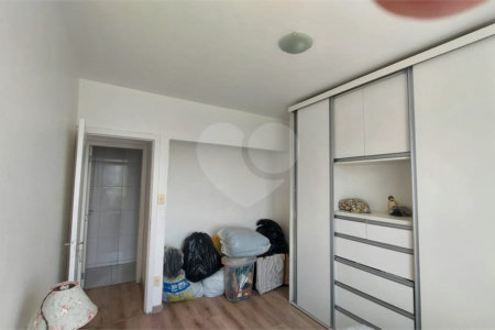 Apartamento à venda com 2 quartos em Sé, São Paulo, SP