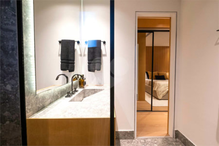 Apartamento à venda com 2 quartos, sendo 1 suíte, em Pinheiros, São Paulo, SP
