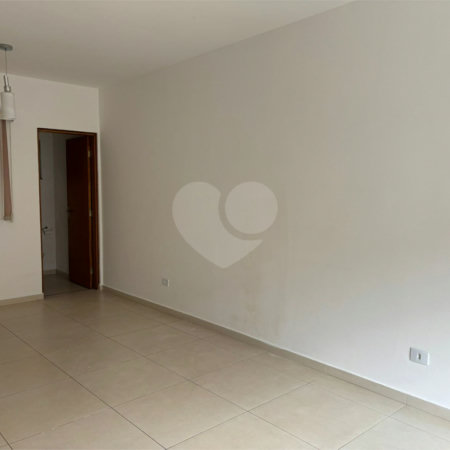 Casa em condomínio à venda com 3 quartos, sendo 1 suíte, em Jardim Estância Brasil, Atibaia, SP