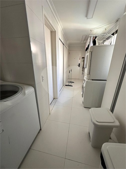 Apartamento para alugar com 3 quartos, sendo 2 suítes, em Moema, São Paulo, SP