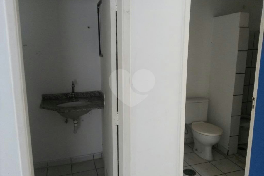 Sobrado à venda com 15 quartos, sendo 3 suítes, em Tucuruvi, São Paulo, SP