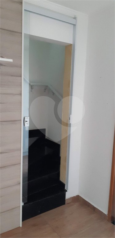 Casa à venda ou para alugar com 3 quartos, sendo 2 suítes,  no condomínio Residencial Erika, São Paulo - SP