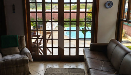 Casa à venda com 3 quartos, sendo 1 suíte,  no condomínio Terras de São Francisco, Vinhedo - SP