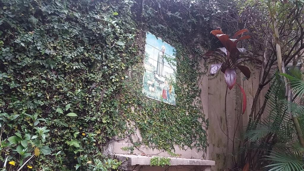 Casa à venda com 6 quartos, sendo 3 suítes,  em Jardim São Bento, São Paulo, SP