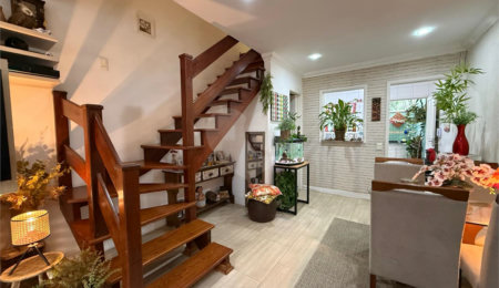 Casa à venda com 2 suítes no condomínio Village Palmas, São Paulo - SP