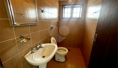 Casa à venda com 5 quartos, sendo 1 suíte,  em Vila Rosa, Itapetininga, SP