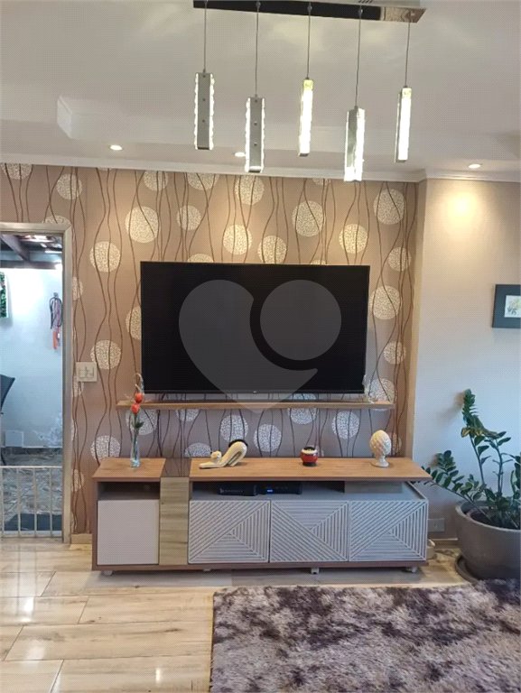 Casa à venda com 3 quartos, sendo 1 suíte,  em Vila Industrial, São Paulo, SP