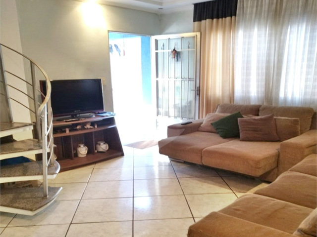 Casa à venda com 4 quartos em Vila Medeiros, São Paulo, SP